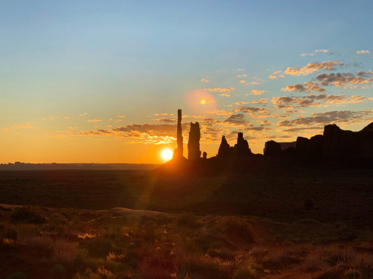 Sunrise at Monument Valley – Early, but Beautiful