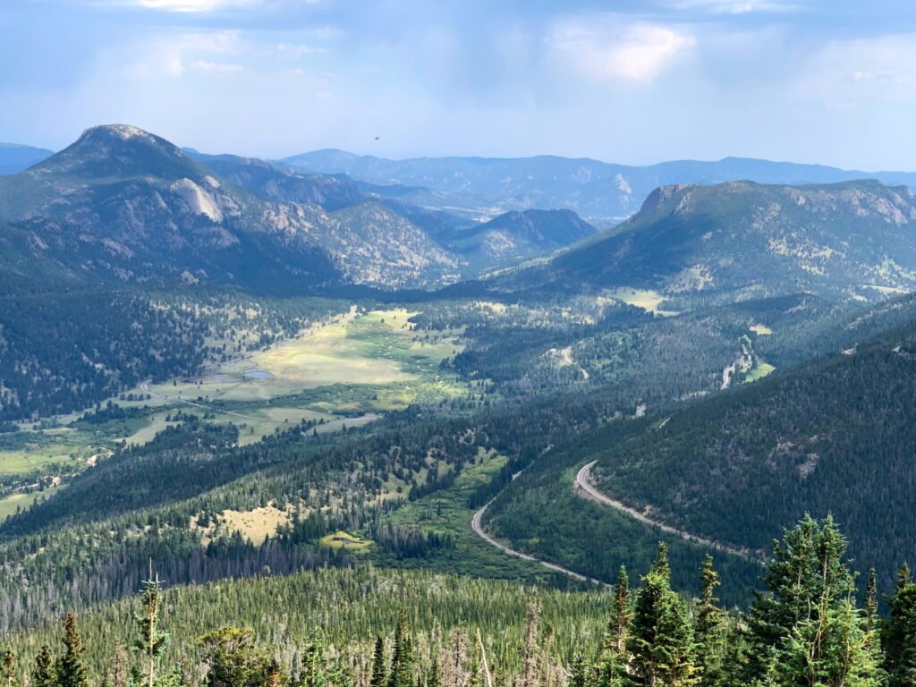 Rainbow Curve Overlook at Rocky Mountain National Park