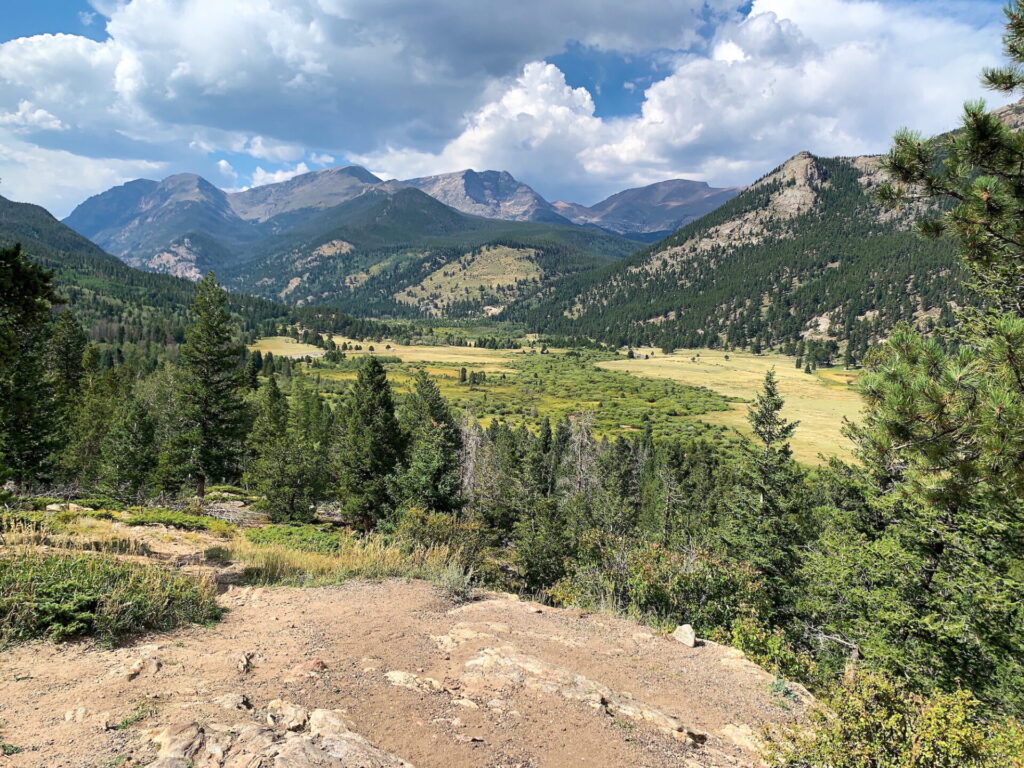 Viewpoint at Fall River Road at Rocky Mountain National Park