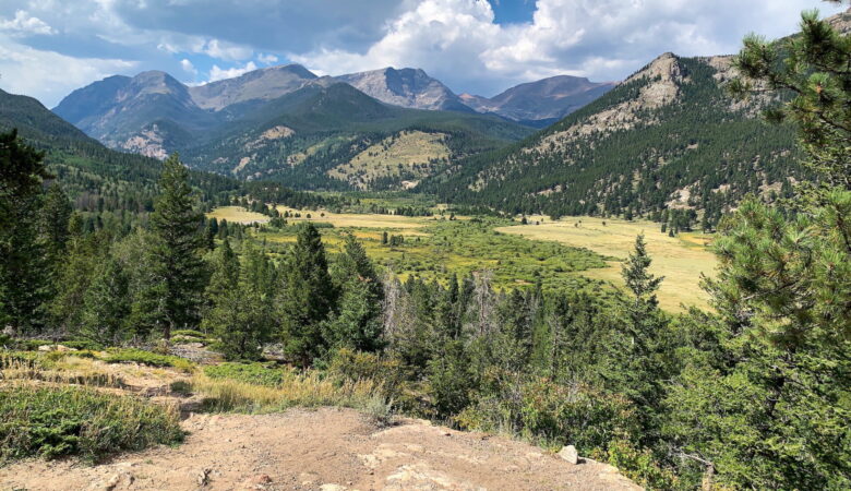 Viewpoint at Fall River Road at Rocky Mountain National Park