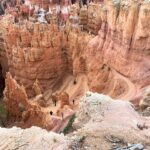 Hikers entering Bryce Canyon