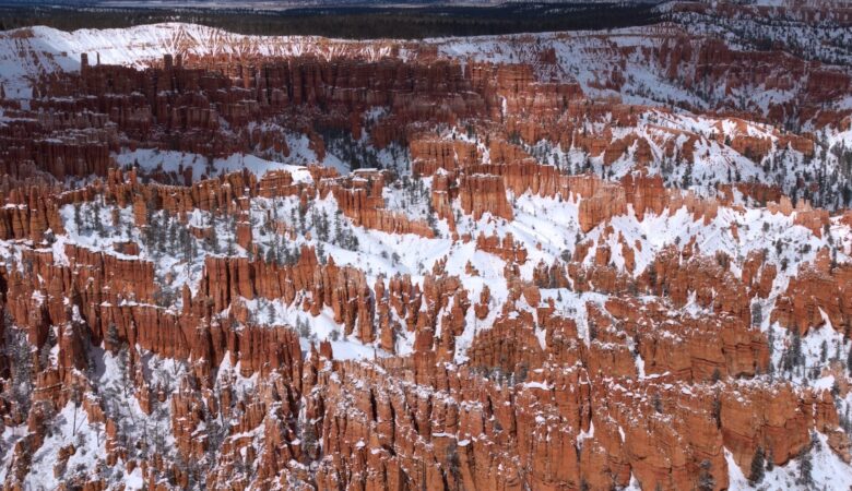 Bryce Point at Bryce Canyon in the winter