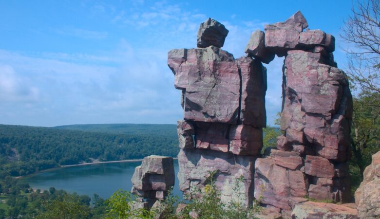 Devil's Doorway at Devil's Lake State Park