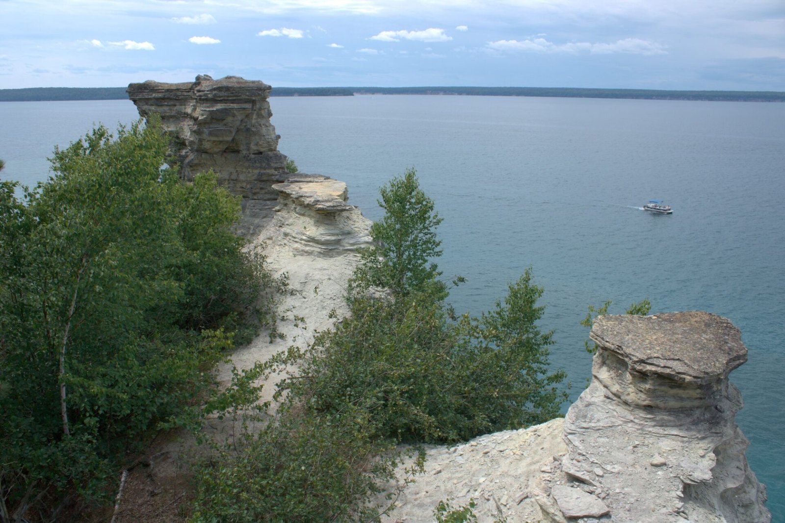 How to Spend One Day at Pictured Rocks National Lakeshore