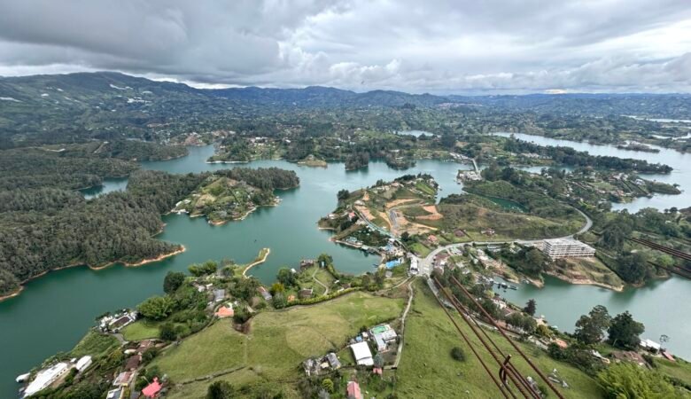 View of the water from La Piedra del Peñol