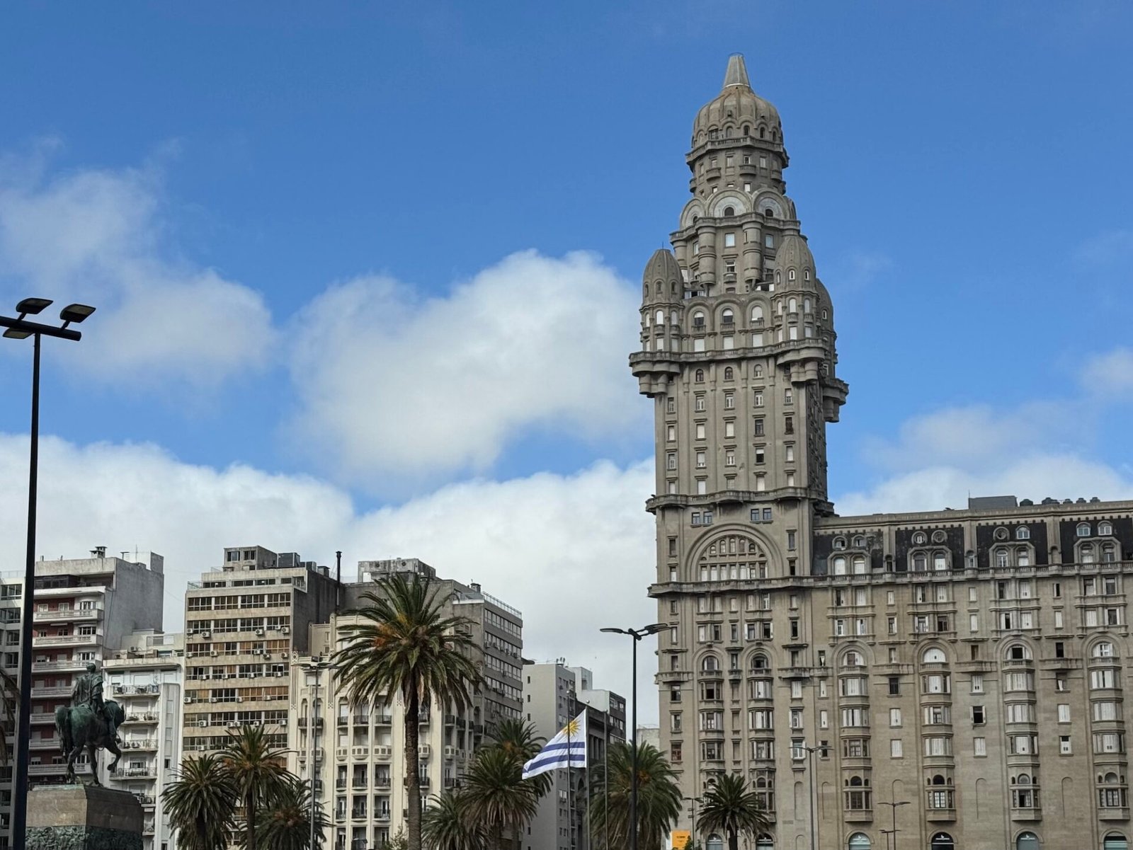 Tall buildings in Montevideo