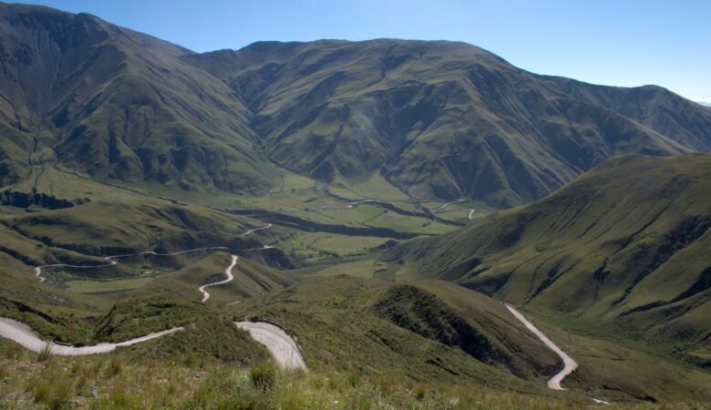 Highway to Cachi winding through the green mountains