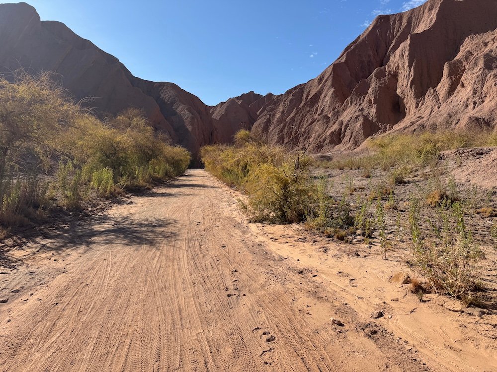 Bike path at Devil's Throat