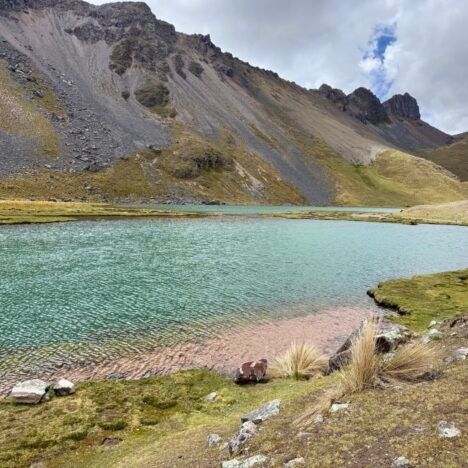 Vinicuna, Peru – Hiking to Rainbow Mountain and the Red Valley