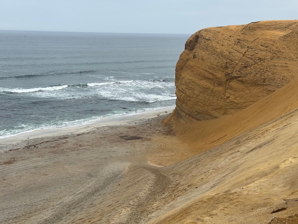 Rock formation at Playa Supay