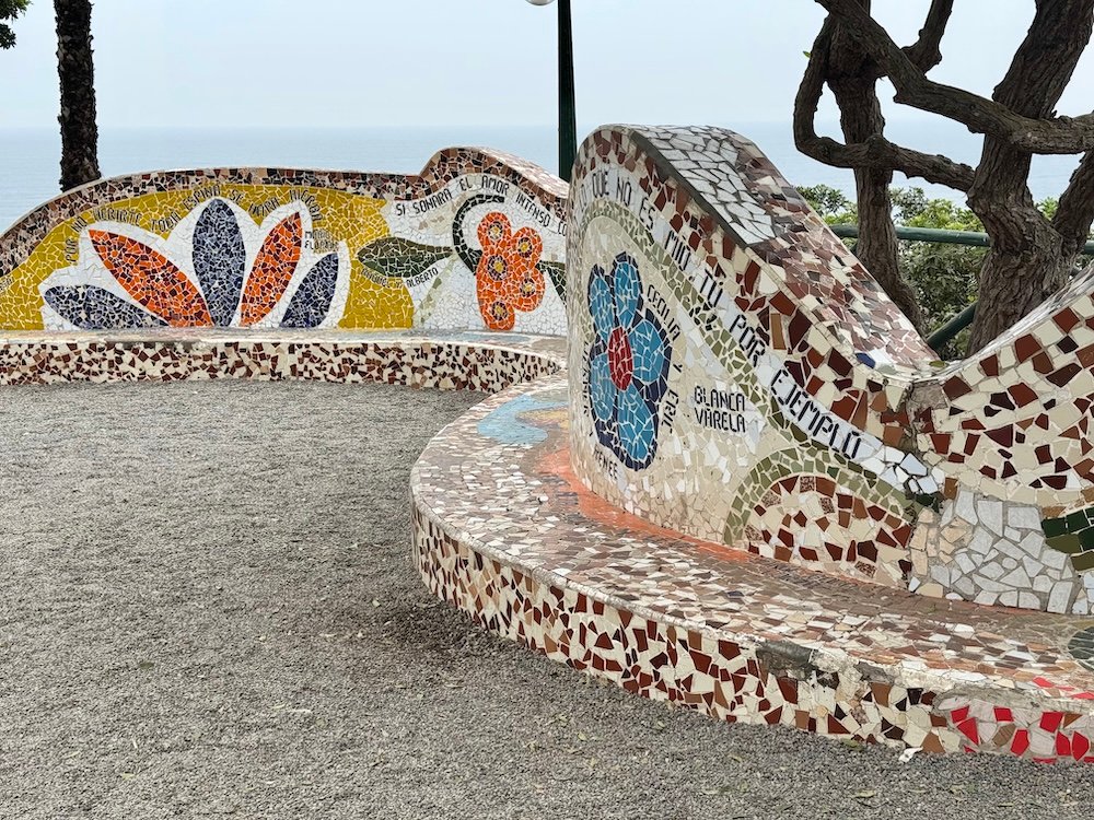 Mosaic tiled bench at Parque del Amor