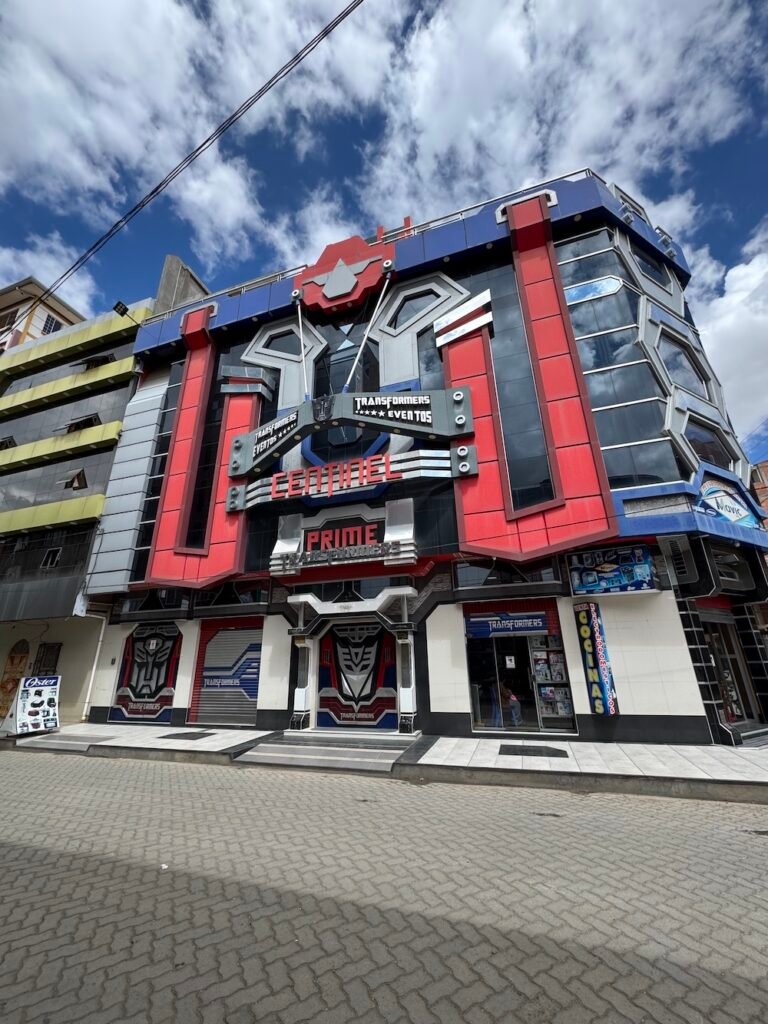 Cholet in El Alto with a Transformers theme